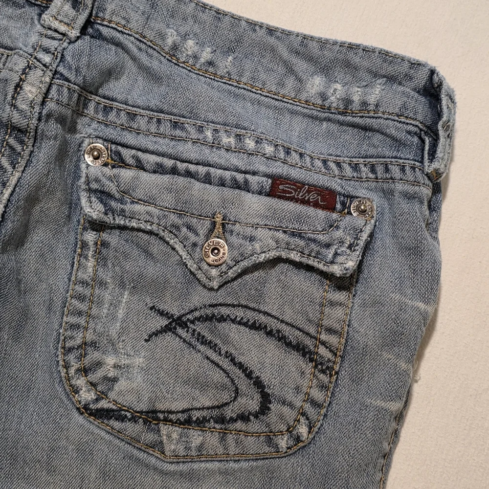 Silver Hillary Bermuda Denim Jean Shorts Fashion Distressing And Holes Low Rise